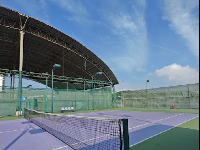 Sân tennis Tuyên Sơn